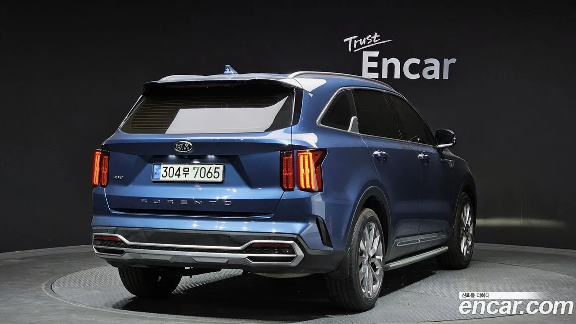 Kia Sorento — фото 3