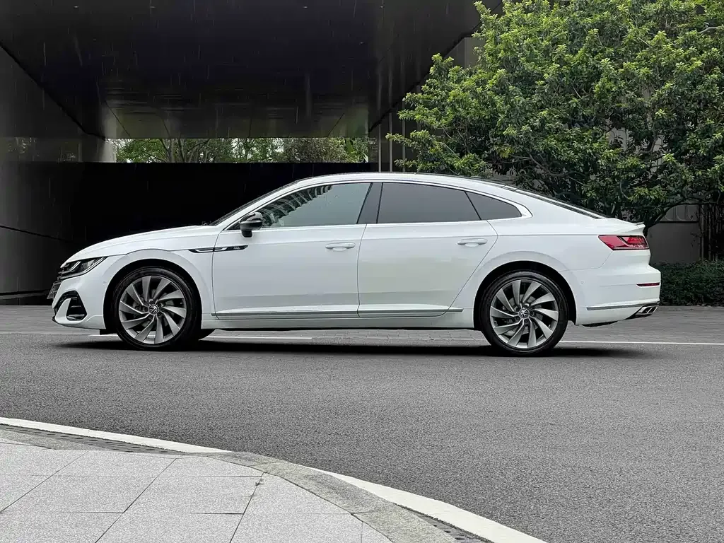 Volkswagen CC — фото 9