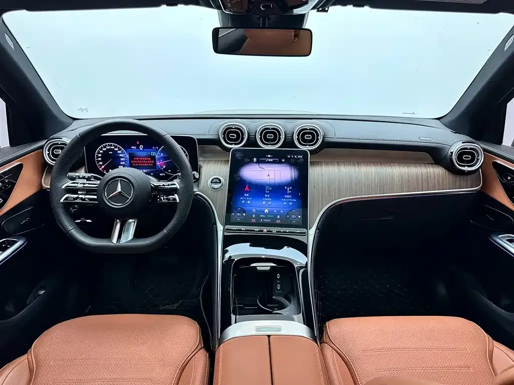 Mercedes-Benz GLC — фото 5