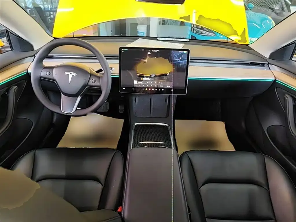 Tesla Model 3 — фото 3