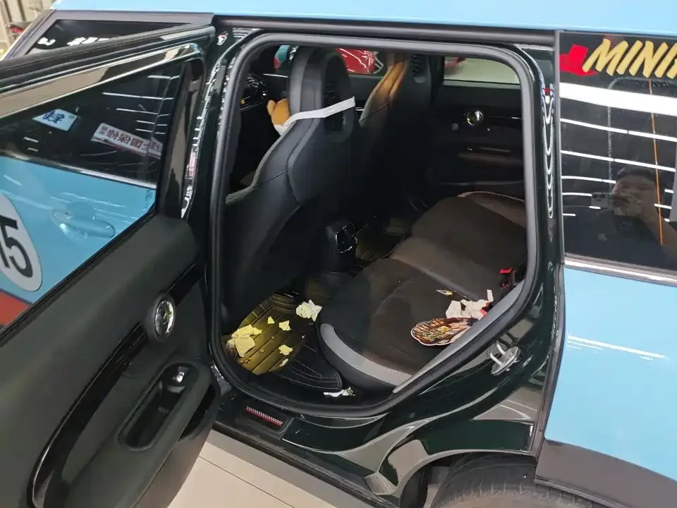 MINI Clubman JCW 2021 из CN, фото 5
