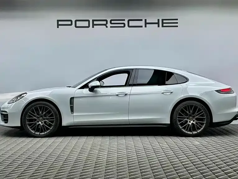 Porsche Panamera — фото 7