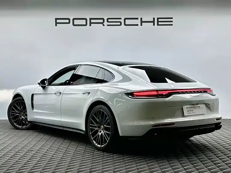 Porsche Panamera — фото 5