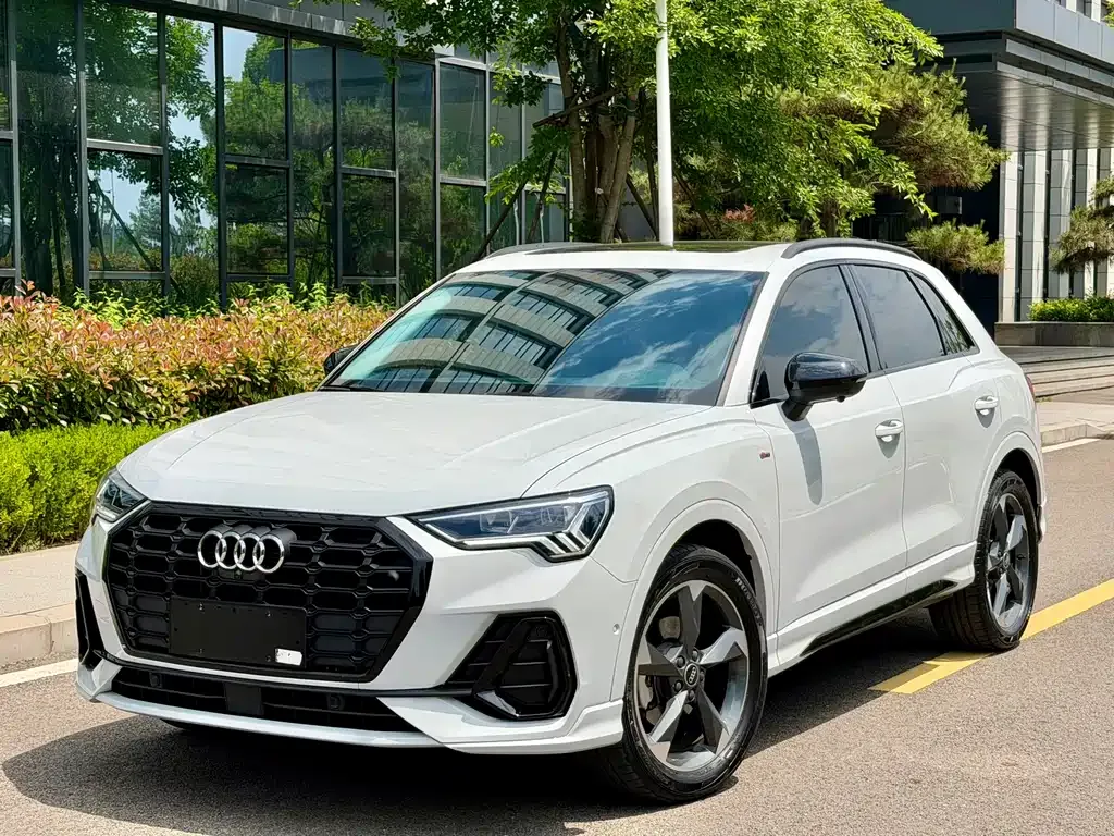 Audi Q3 — фото 6