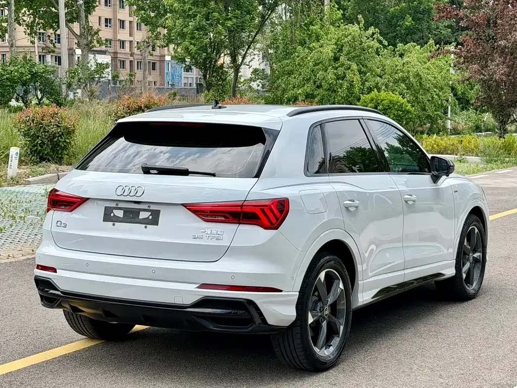 Audi Q3 — фото 5