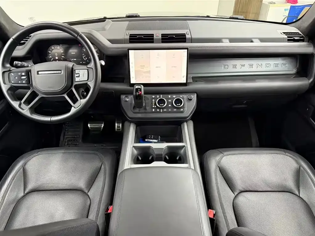 Land Rover Defender — фото 4