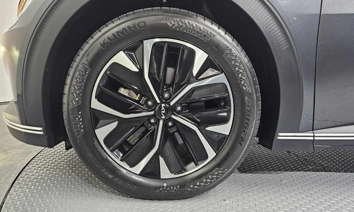 Kia EV6 2023 из KR, фото 7
