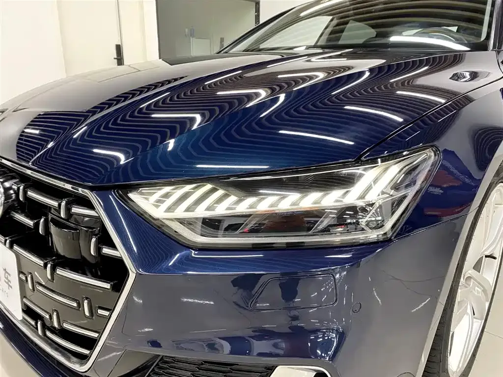 Audi A7L 2023 из CN, фото 8