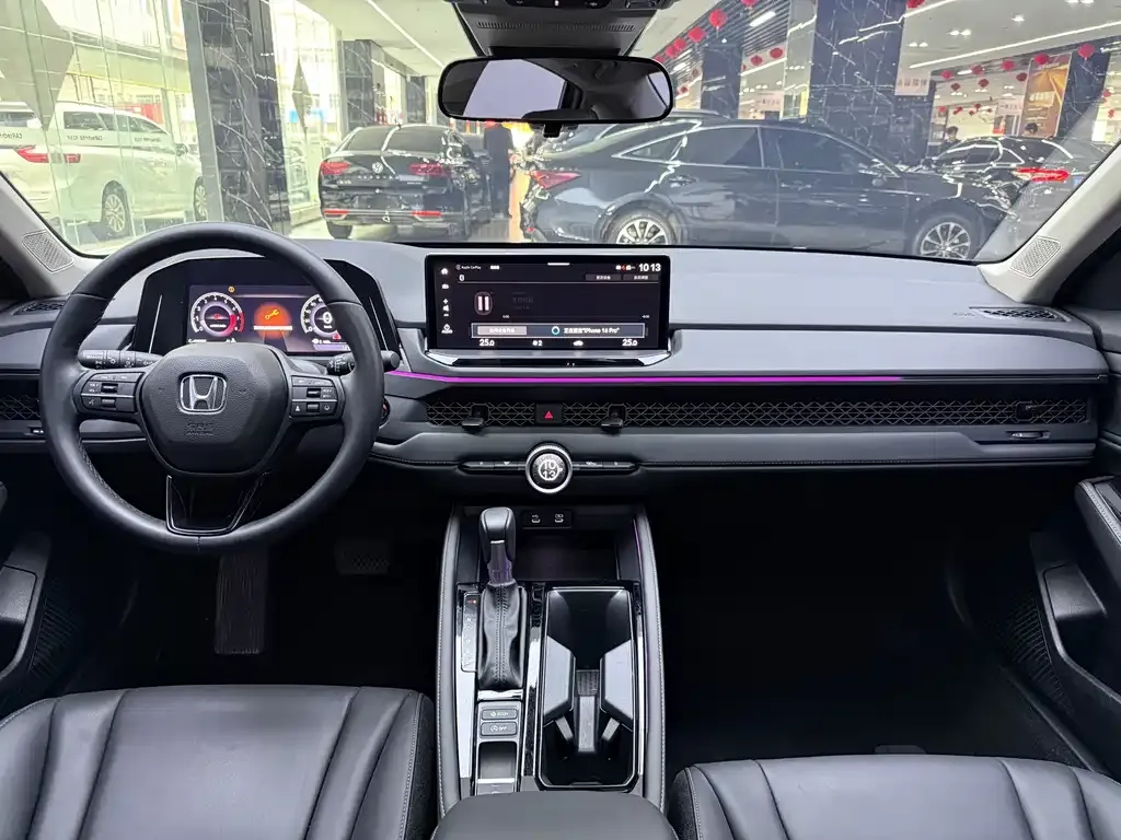 Honda Accord — фото 7