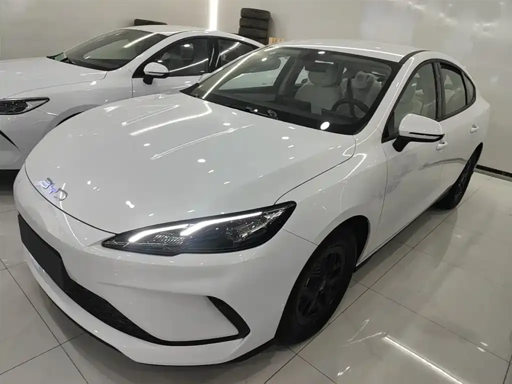 BYD Seal 05 DM-i — фото 4