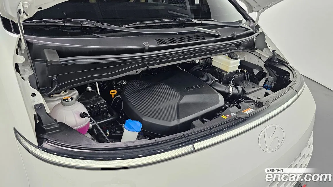 Hyundai Staria — фото 10