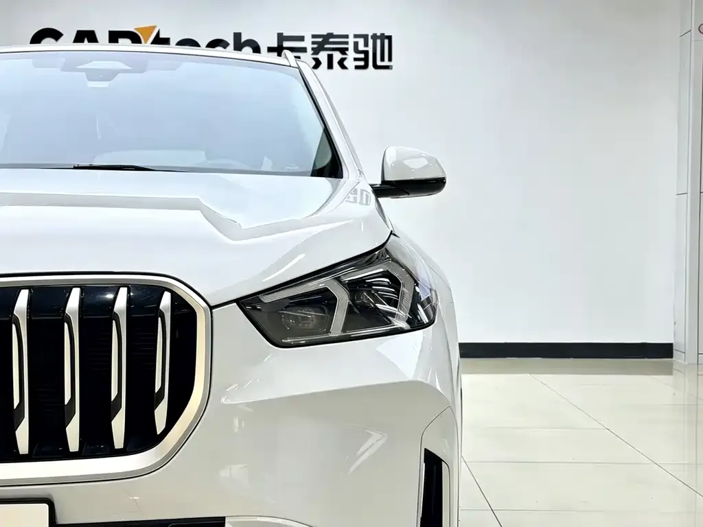 BMW X1 — фото 4