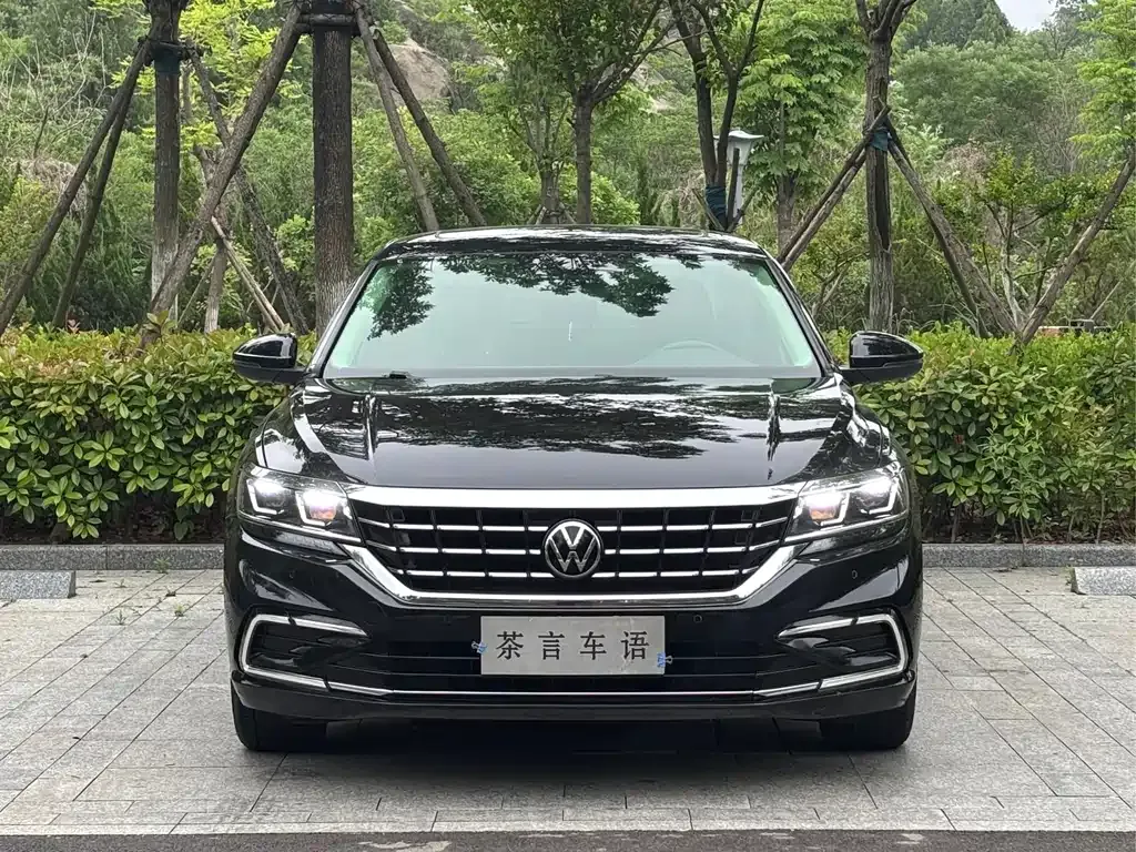 Volkswagen Passat — фото 3