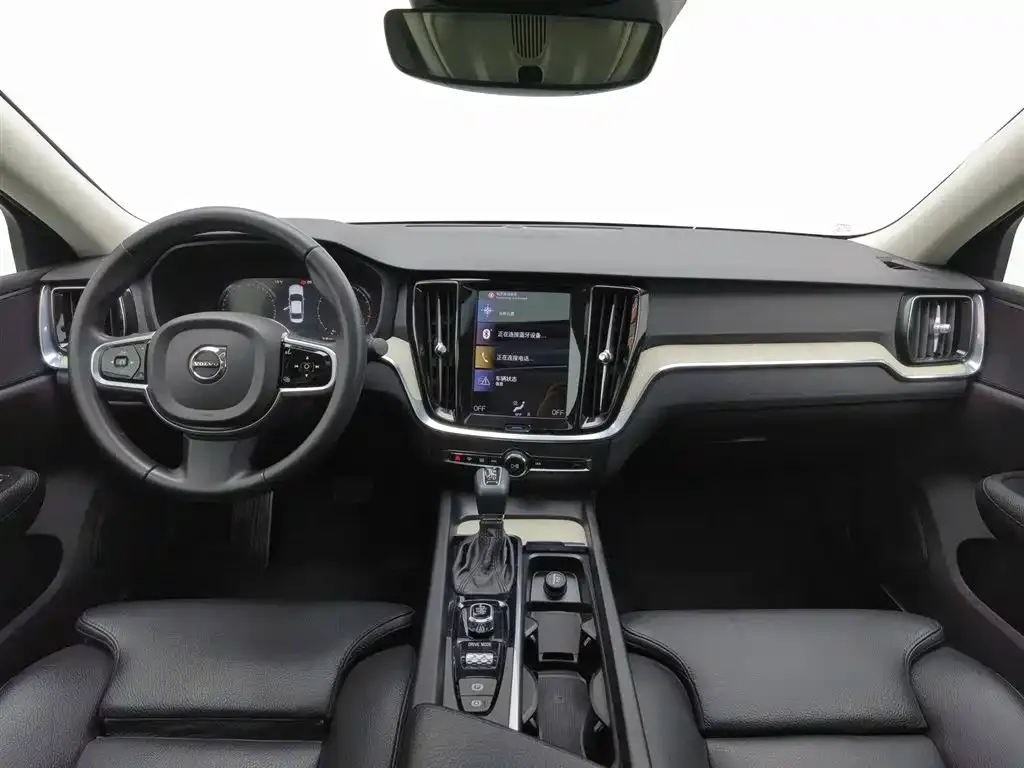 Volvo S60 — фото 3