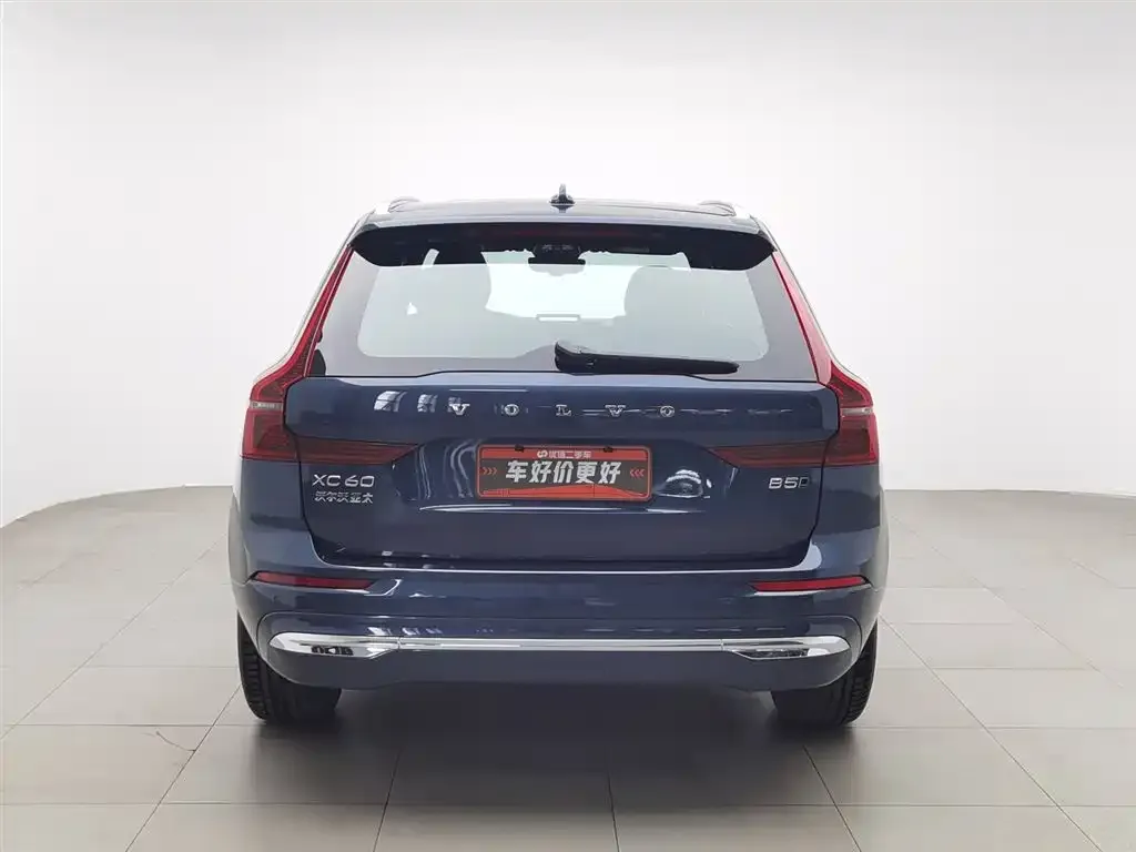 Volvo XC60 — фото 2