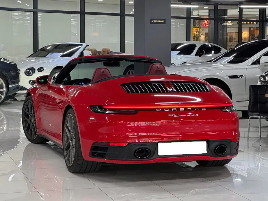 Porsche 911 2024 из KR, фото 3