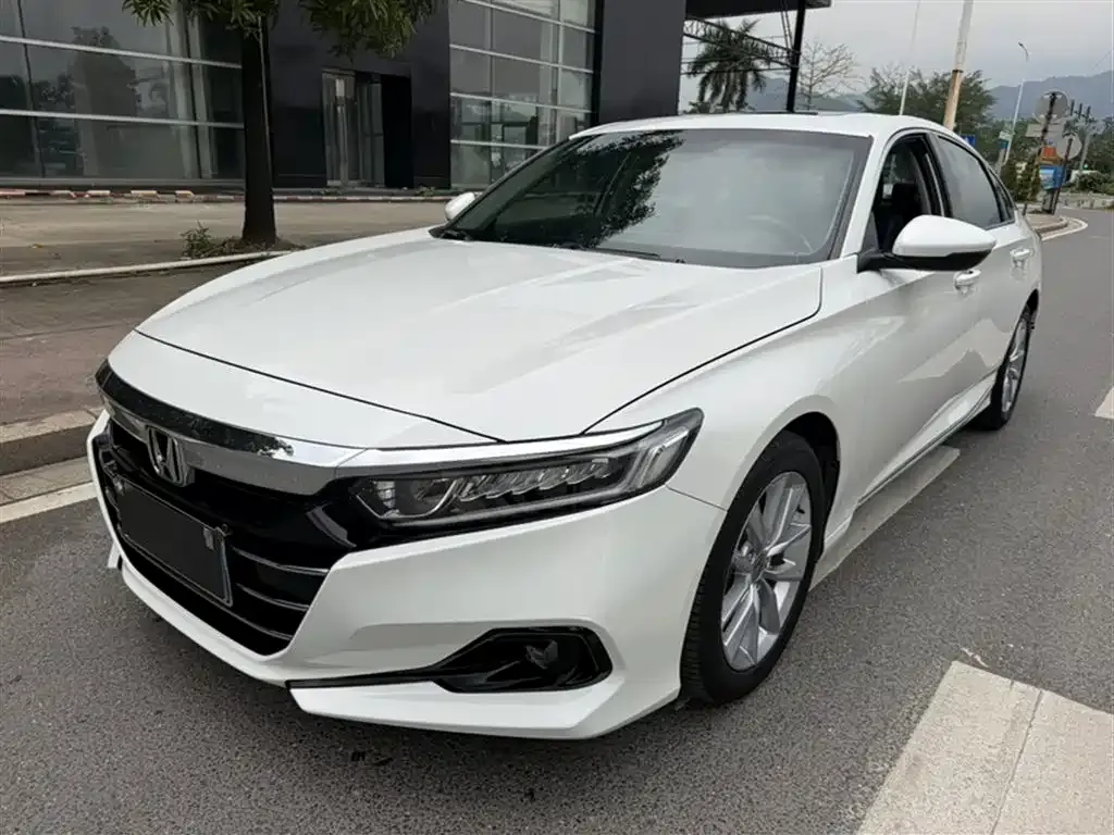 Honda Accord — фото 4