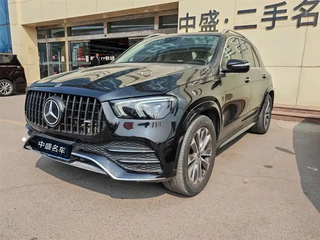 Mercedes-Benz GLE — фото 1