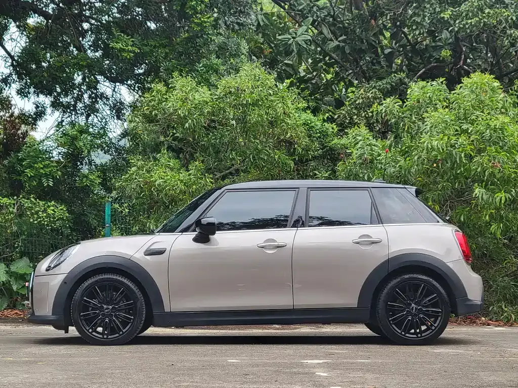 MINI Cooper (3-door) — фото 10