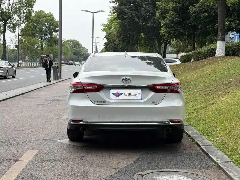 Toyota Camry 2024 из CN, фото 8
