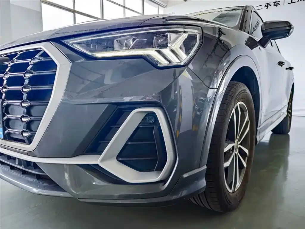 Audi Q3 2021 из CN, фото 7