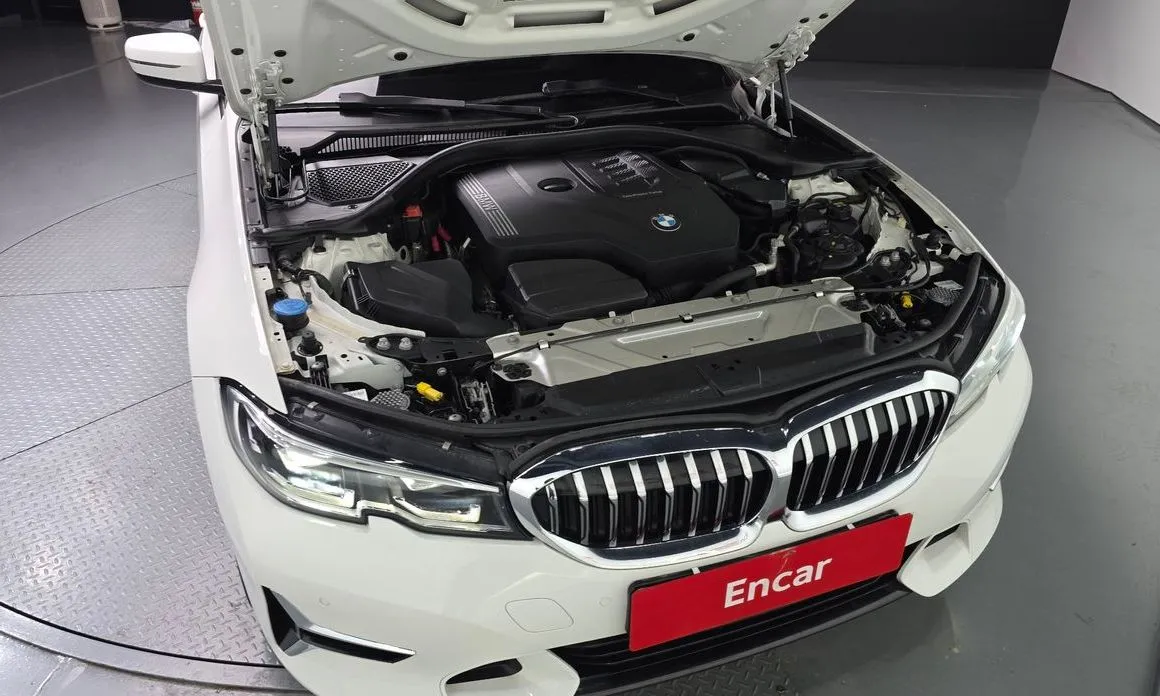 BMW 3-Series 2022 из KR, фото 4