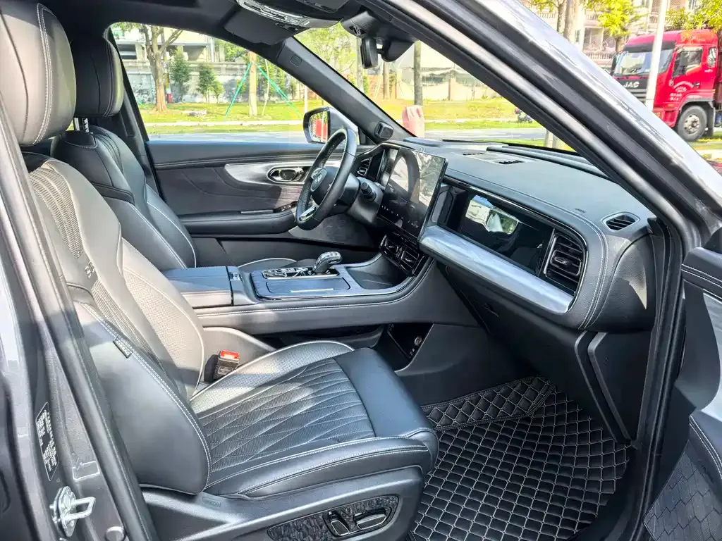 GAC Motor Trumpchi GS8 — фото 4