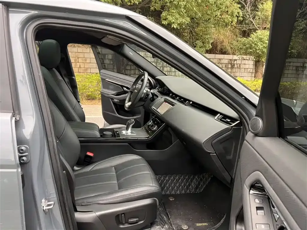 Land Rover Evoque 2021 из CN, фото 9