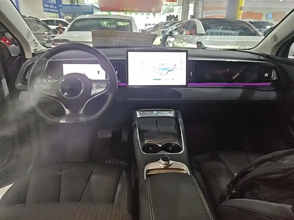 BYD Hiace 05 EV — фото 9