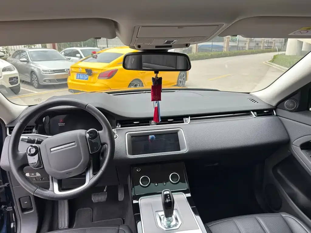 Land Rover Evoque 2021 из CN, фото 3