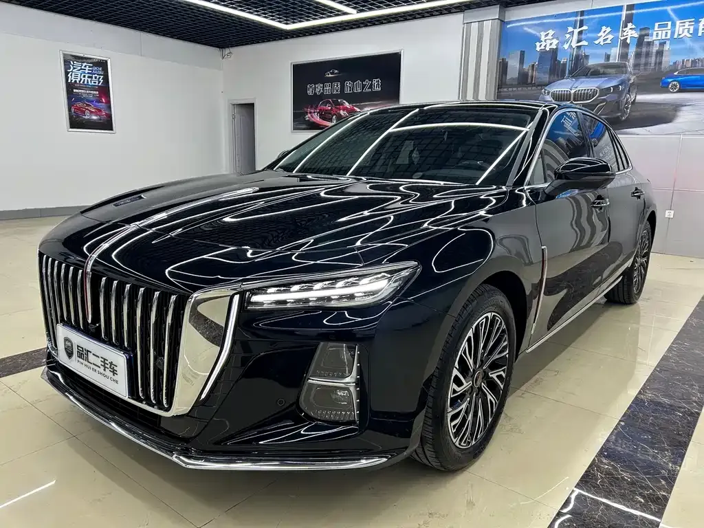 Hongqi H5 — фото 1