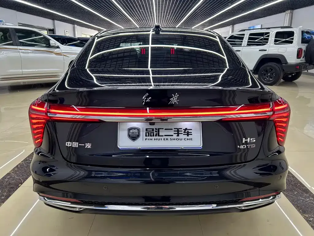 Hongqi H5 — фото 4