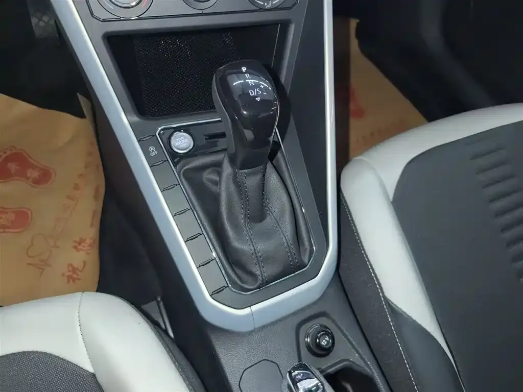 Volkswagen Polo 2023 из CN, фото 9