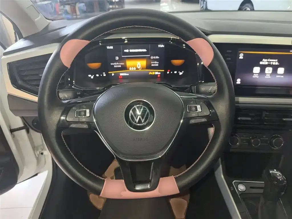 Volkswagen Polo 2023 из CN, фото 3