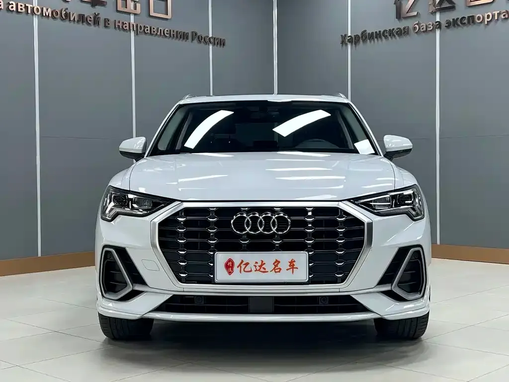 Audi Q3 — фото 8