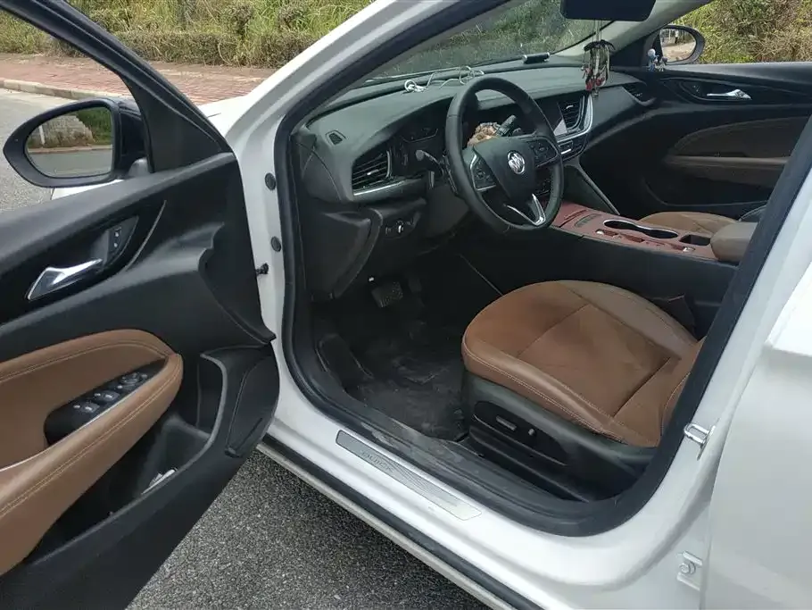 Buick Regal — фото 6