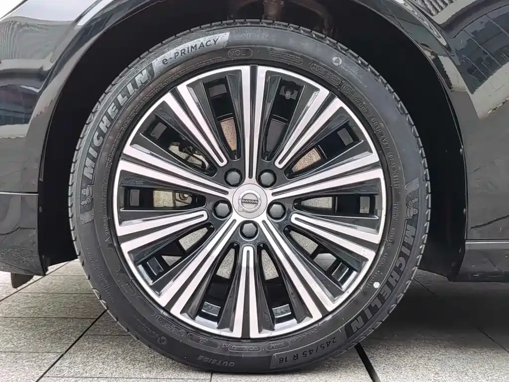 Volvo S90 — фото 10