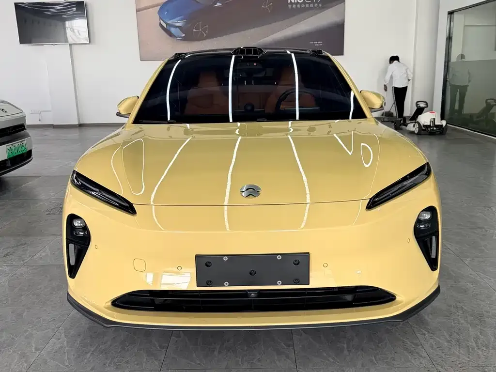 NIO ET5T