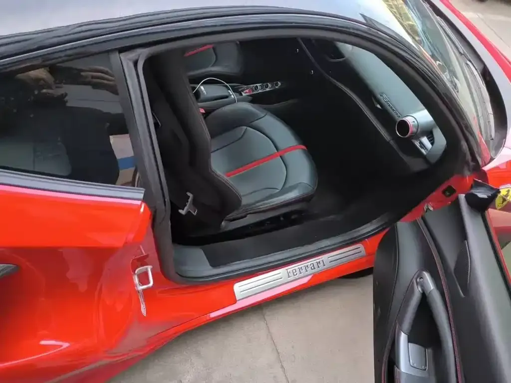 Ferrari F8 2022 из CN, фото 2
