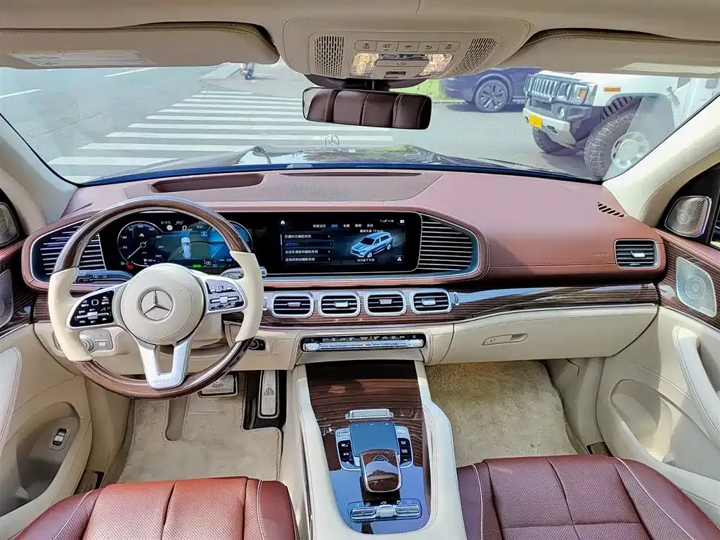 Mercedes-Benz GLS — фото 3