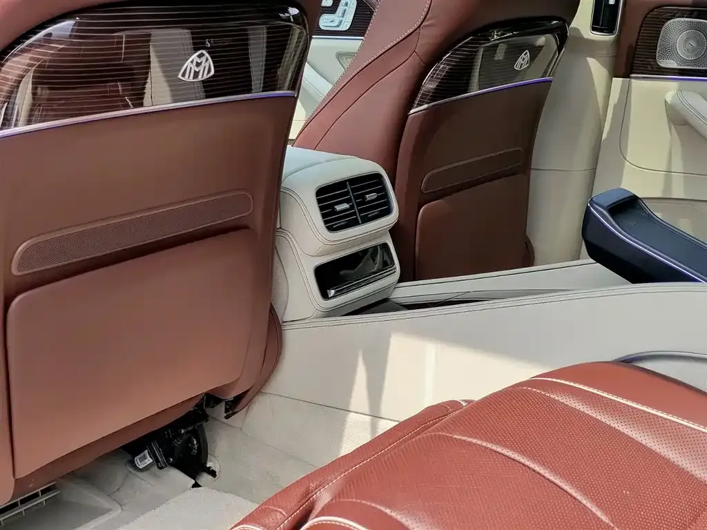 Mercedes-Benz GLS — фото 5