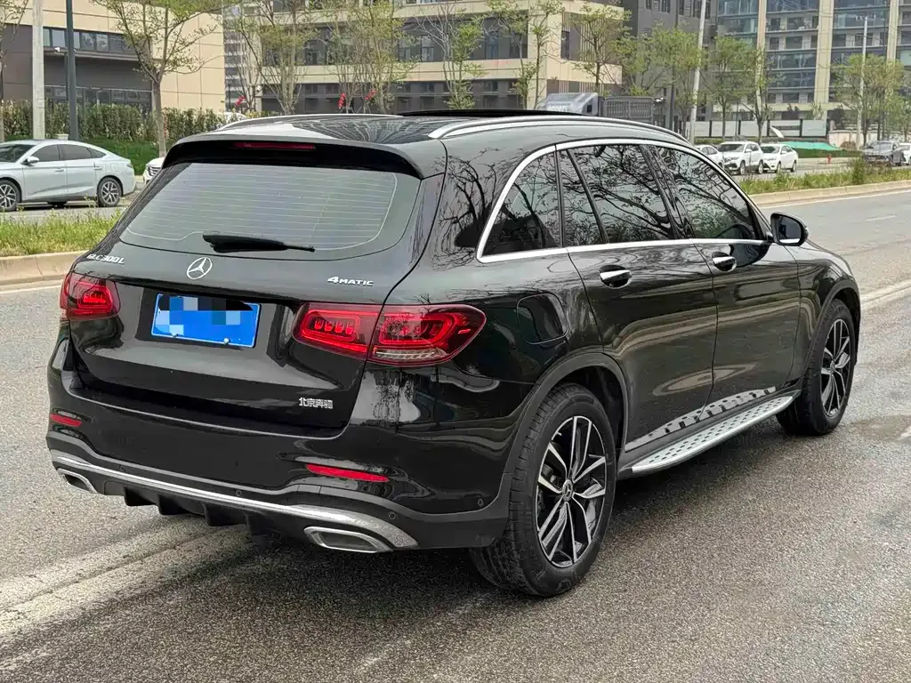 Mercedes-Benz GLC — фото 9