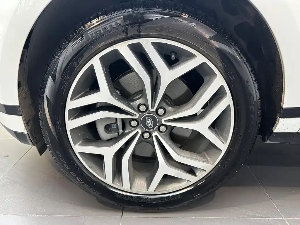 Land Rover Evoque PHEV 2024 из CN, фото 9