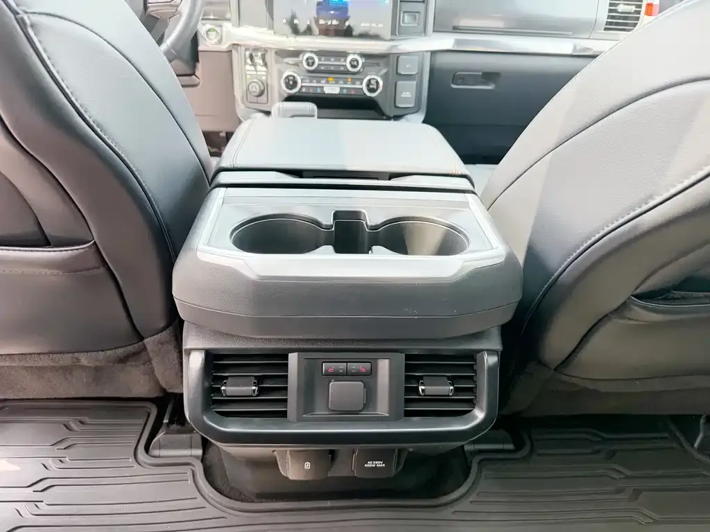 Ford F-150 Raptor 2023 из CN, фото 7