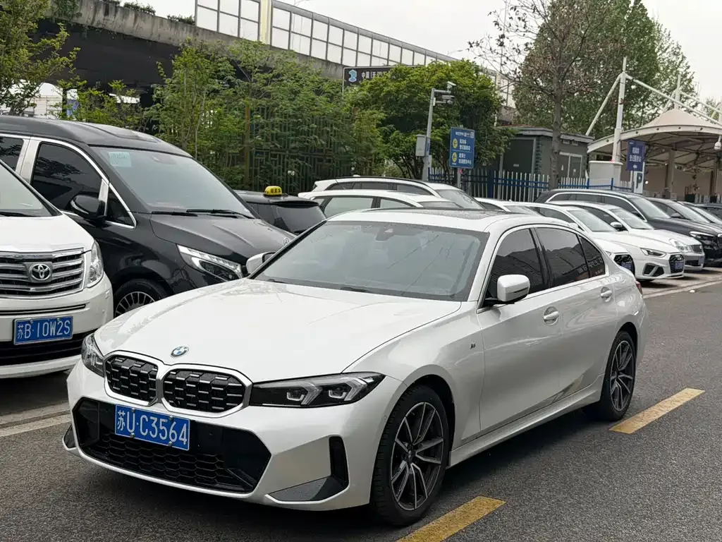 BMW 3 Series — фото 1
