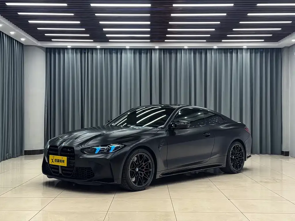 BMW M4 — фото 1
