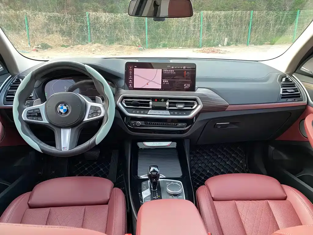 BMW X3 — фото 10