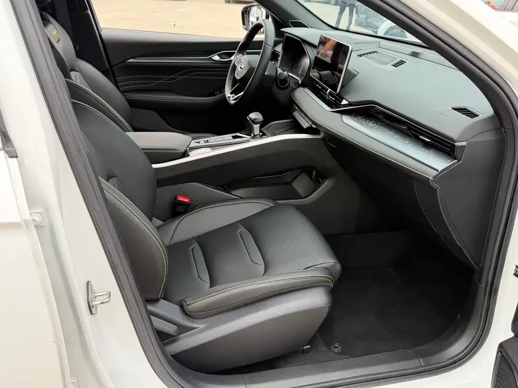 Geely Xingrui 2023 из CN, фото 4