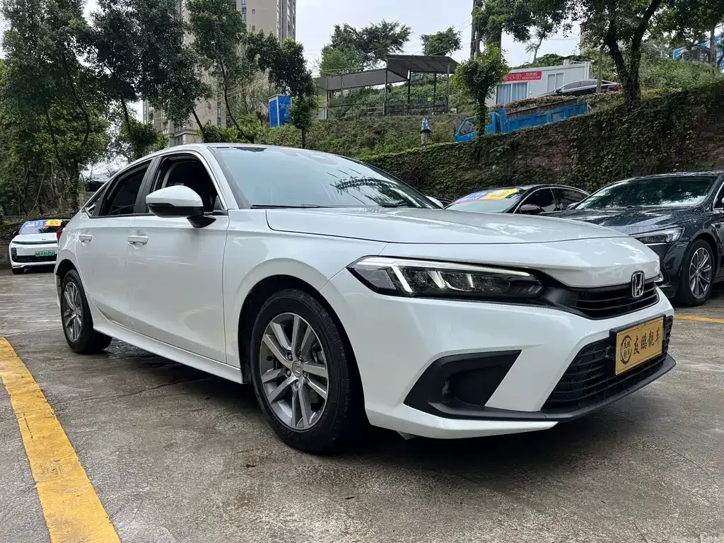 Honda Civic — фото 10