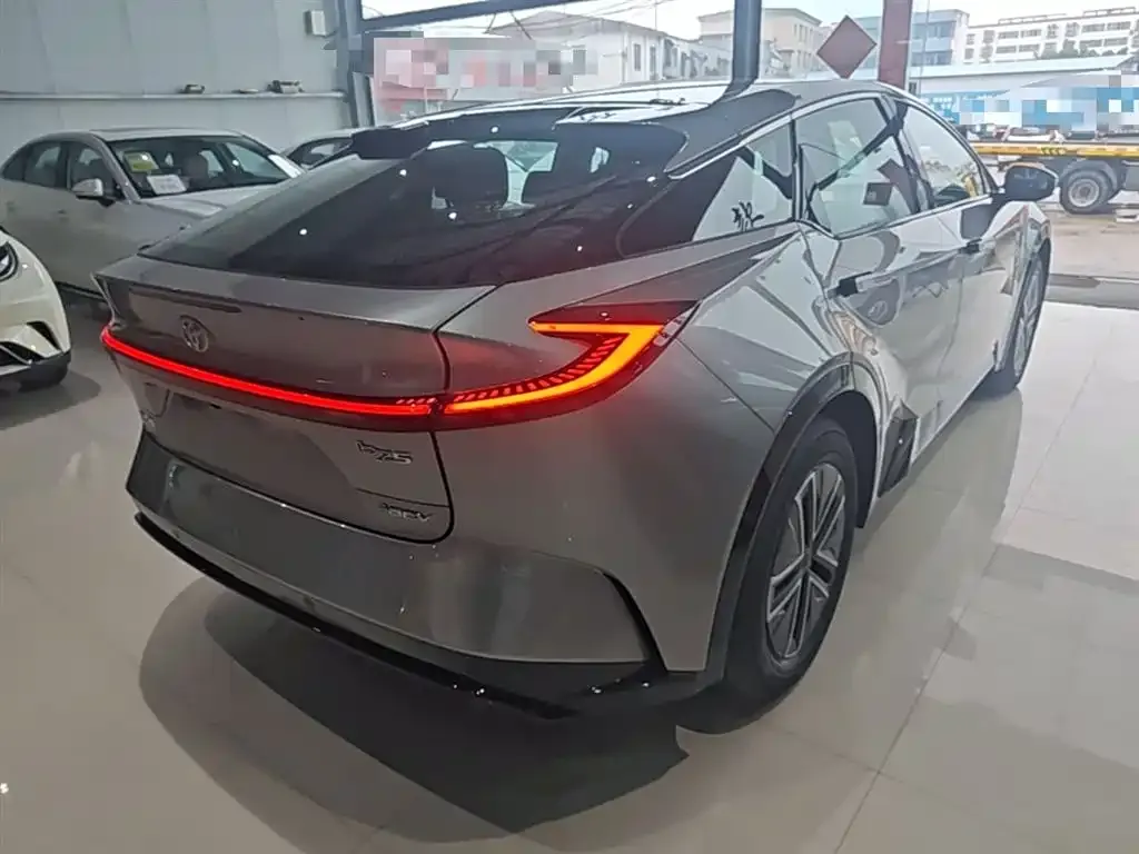 Toyota bZ5 2026 из CN, фото 3
